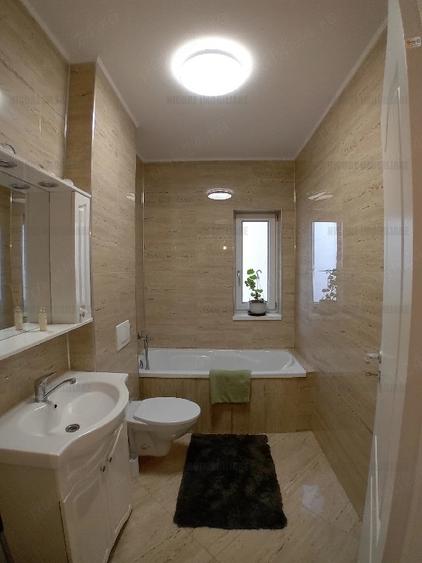  Apartament 1 camera - decomandat - etaj 2 - 300 euro  - 1