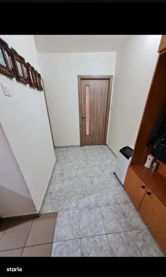 Garsonieră decomandată în Lipovei
