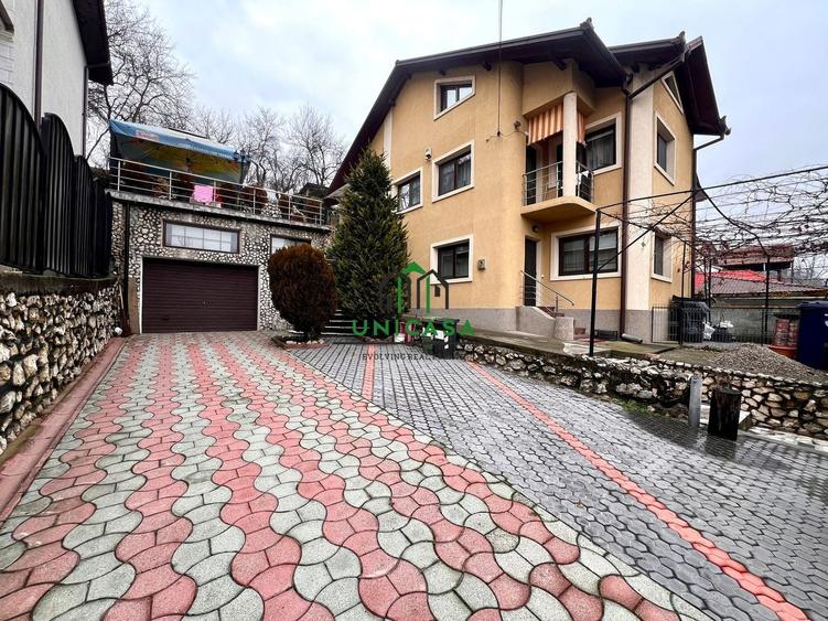 Casă individuală cu 4 camere cu Canalizare în Central
