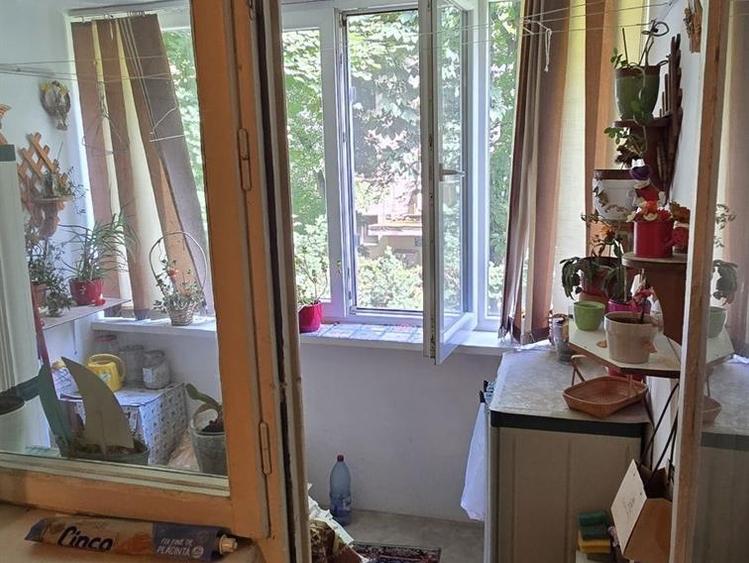Apartament cu 2 camere semidecomandat în Bucureștii Noi
