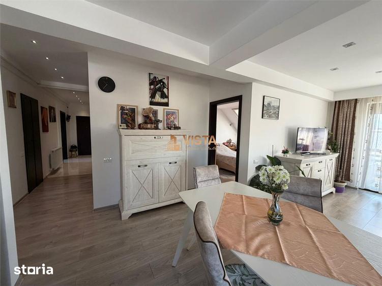 Apartament cu 4 camere, mobilat în Tractorul