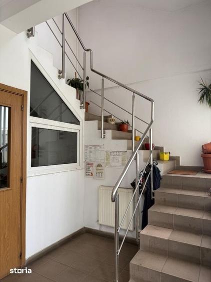 Spațiu comercial, de 840 mp, în Brestei
