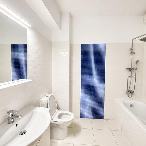 Apartament cu 3 camere decomandat în Universității
