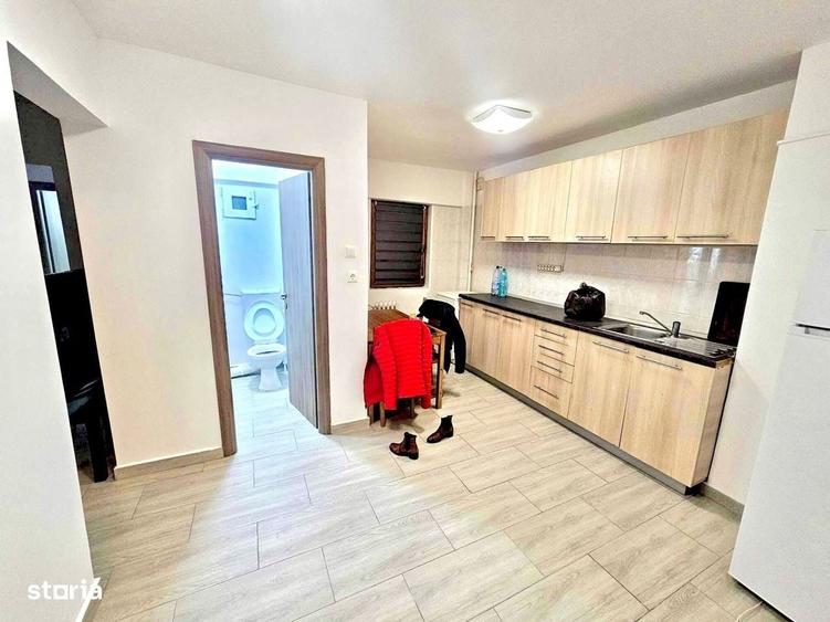Apartament cu 3 camere decomandat în Drumul Taberei