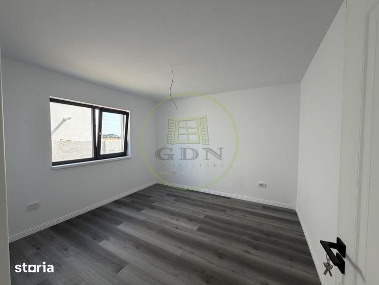 Casă cu 4 camere cu Teren 322 Mp în Cârcea