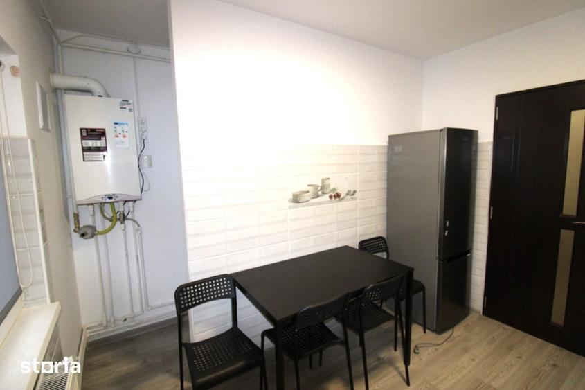 Apartament cu 2 camere decomandat în Micro 17