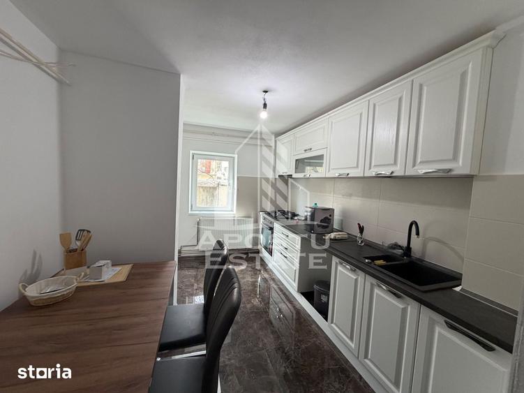 Apartament cu 3 camere în Mehala