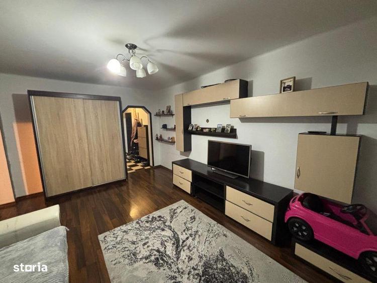 Apartament cu 2 camere semidecomandat, mobilat în Pantelimon