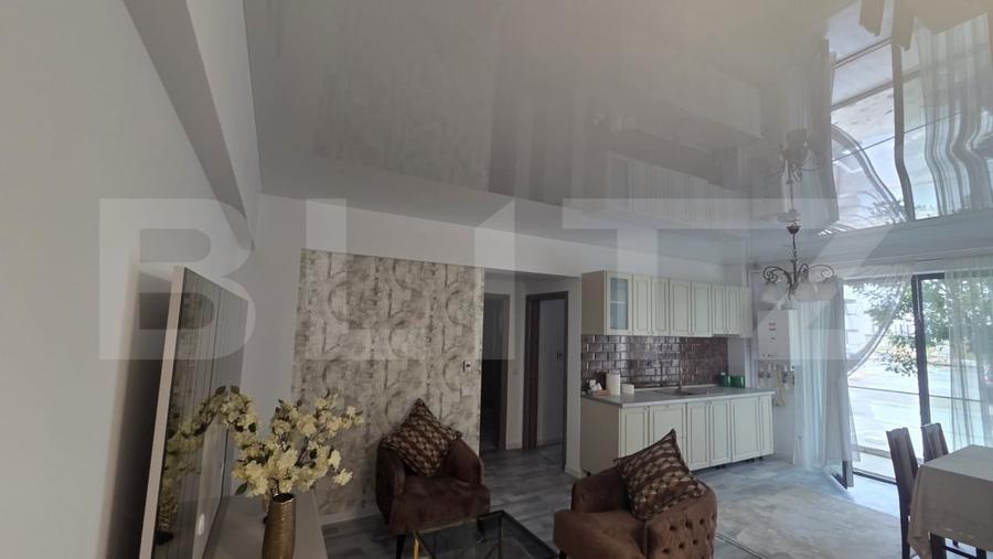Apartament cu 3 camere decomandat, mobilat în Exterior Est