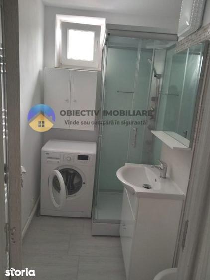 Garsonieră decomandată, mobilată în Precista
