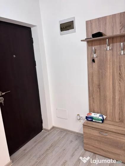 Garsonieră decomandată în Ciurea