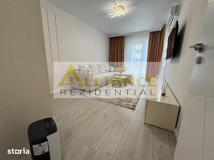 Garsonieră decomandată în Central