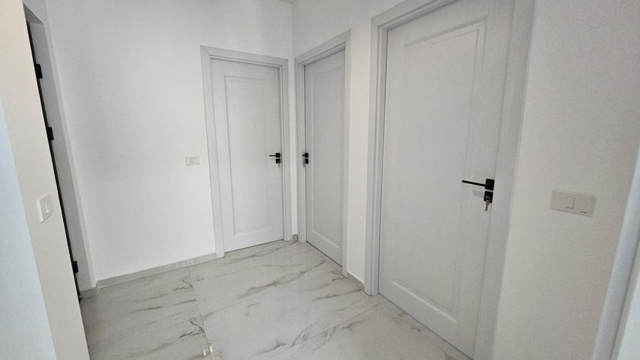 Apartament cu 2 camere decomandat, mobilat în Metalurgiei