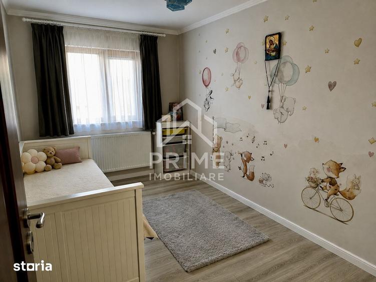 Casă cu 4 camere cu Teren 2000 Mp în Ciugud