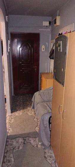 Apartament cu 2 camere semidecomandat în Micro 16