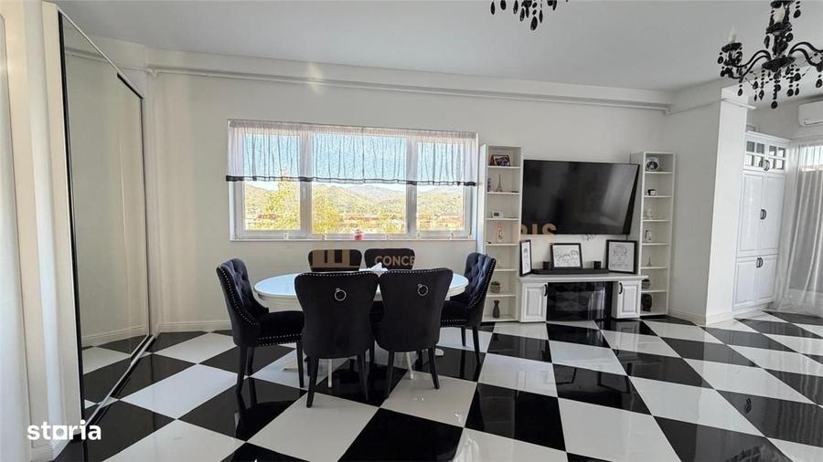 Apartament cu 4 camere în Central