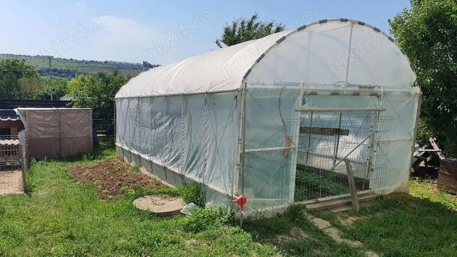 Casă cu Teren 937 Mp în Vișan