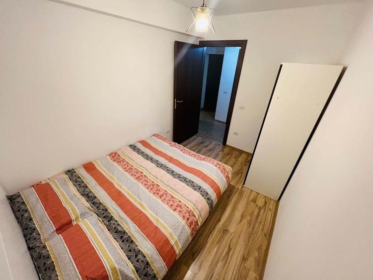 Apartament cu 3 camere decomandat în Nufărul