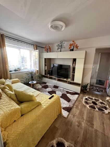 Apartament cu 2 camere, 35 mp, parcare, zona Micro 3 - 3