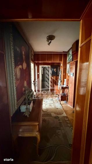 Apartament cu 3 camere în Circumvalațiunii