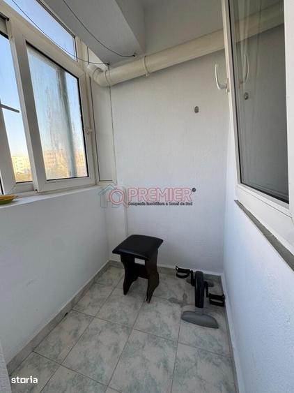 Apartament cu 2 camere decomandat în Baba Novac