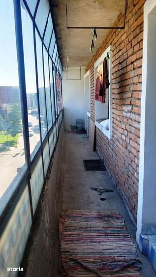 Apartament cu 4 camere decomandat în Ultracentral