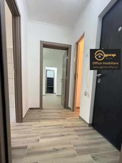 Apartament cu 3 camere semidecomandat în Săsar