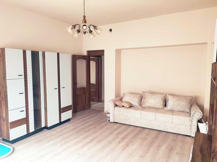 Casă cu 3 camere cu Teren 500 Mp în Ultracentral