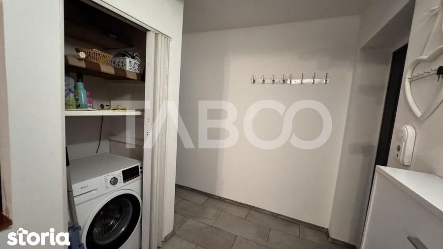 Apartament cu 3 camere semidecomandat, mobilat în Mihai Viteazul