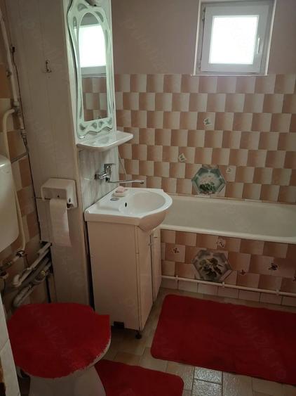 Apartament cu 2 camere semidecomandat în Burdujeni