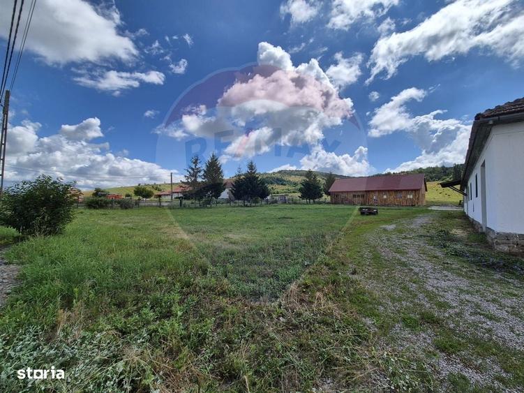Casă cu 4 camere în Băltița