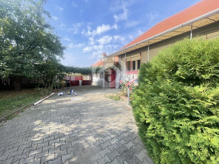 Casă individuală cu 4 camere cu Canalizare în Șeica Mare