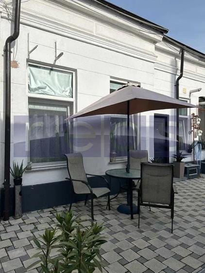 Apartament cu 3 camere semidecomandat, mobilat în Calea Călărașilor