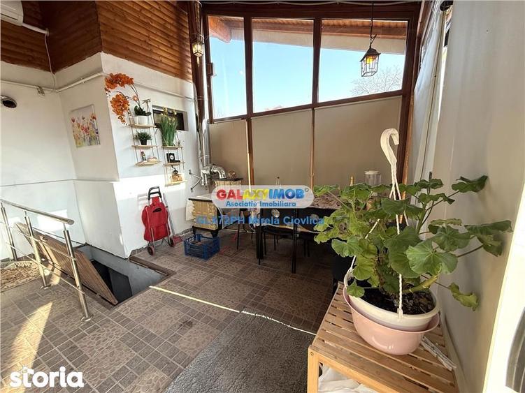 Casă cu 3 camere cu Teren 1093 Mp în Central