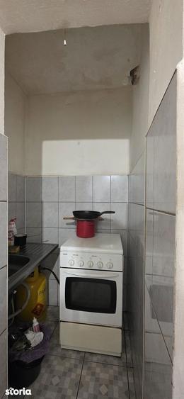 Apartament cu 4 camere decomandat în Tomis Nord