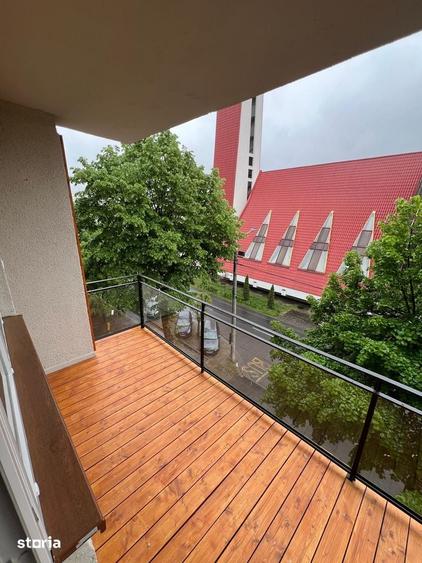 Apartament cu 3 camere decomandat în Burdea