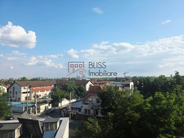 Apartament cu 5 camere decomandat în Iancu Nicolae