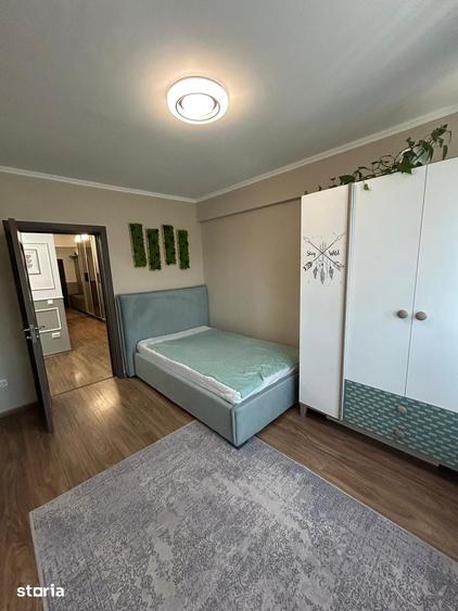 Apartament cu 3 camere decomandat în Rediu