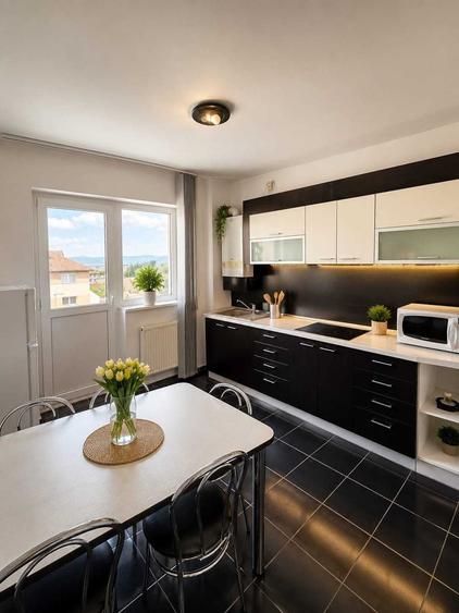 Apartament cu 2 camere decomandat în Ultracentral