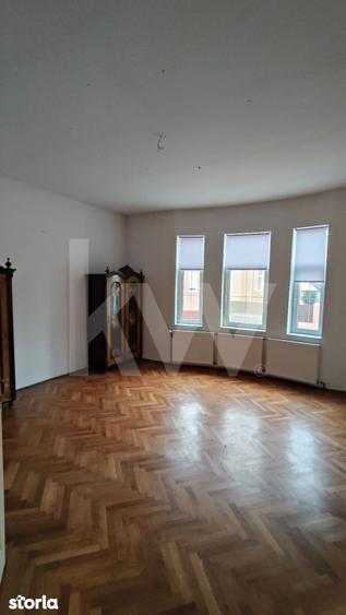 Casă cu 4 camere cu Teren 540 Mp în Lupeni