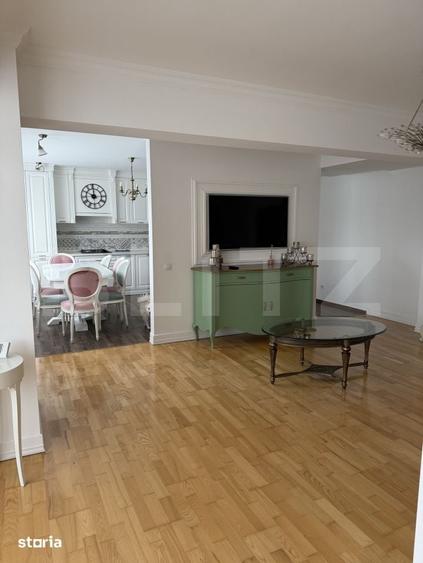 Apartament cu 4 camere semidecomandat în George Enescu