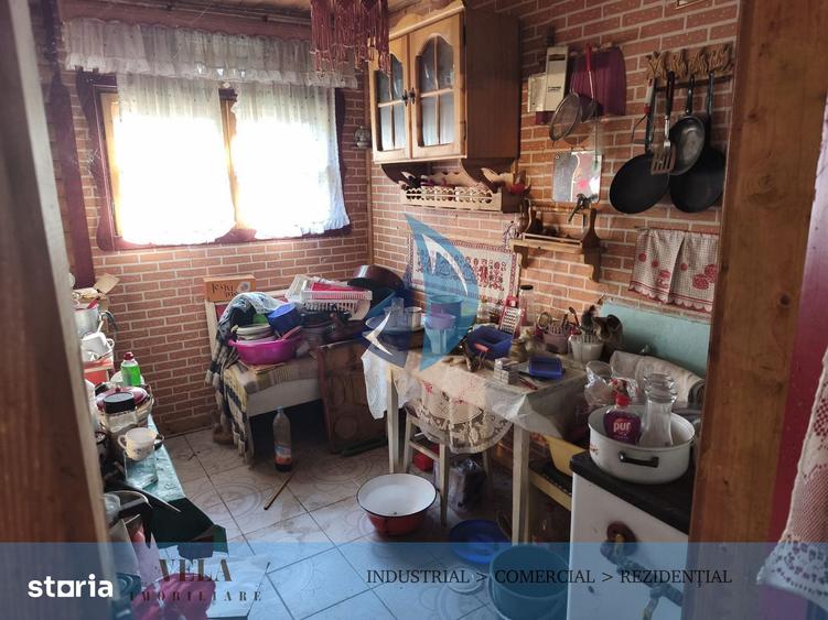 Casa din piatra si lemn in Dumbravioara cu teren intravilan 1.600 mp - 10