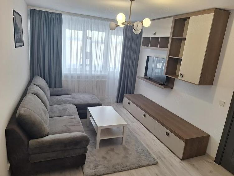 Apartament cu 2 camere semidecomandat în Exterior Vest
