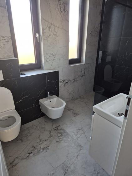 Casă cu 3 camere cu Teren 300 Mp în Mărtinești