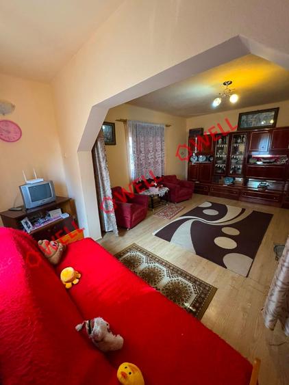 Casă cu 3 camere cu Teren 4669 Mp în Leț
