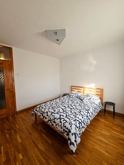 Apartament cu 3 camere decomandat, mobilat în Nerva Traian