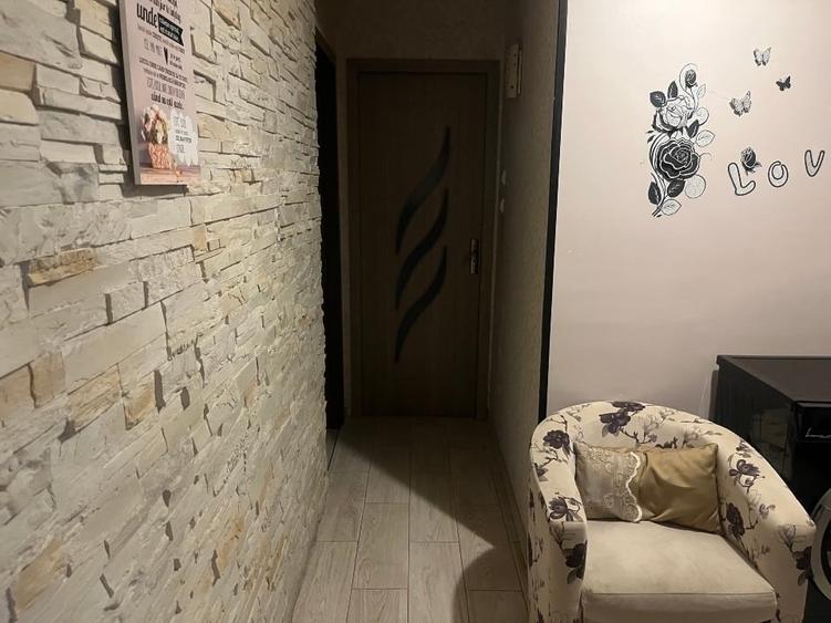 Apartament cu 3 camere decomandat în Frumoasa
