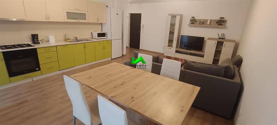 Apartament cu 2 camere decomandat, mobilat în Central