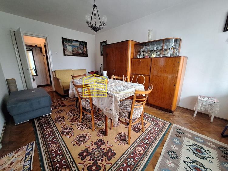 Apartament cu 2 camere semidecomandat în Aleea Carpați