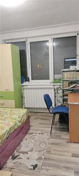 Apartament cu 4 camere semidecomandat, mobilat în Hipodrom